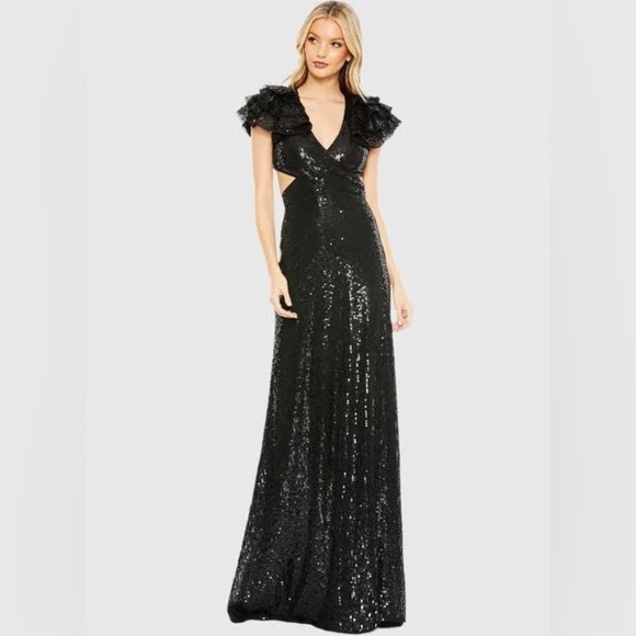 Mac Duggal Dresses & Skirts - MAC DUGGAL Black Ruffle Shoulder Sequin Embellished Gown